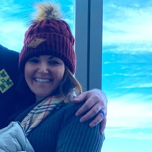 Meet your Posher, Dana